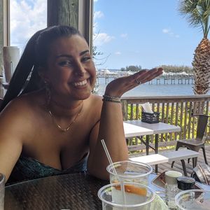 Meet your Posher, Tori